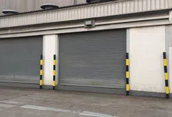 Santee Garage Doors Store Santee, CA 619-870-1752 - rolling-garage-side